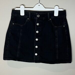 American Eagle Outfitters Black Button-Front Mini Skirt